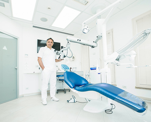 Studio Odontoiatrico Pisa, Dentista nell'ambulatorio